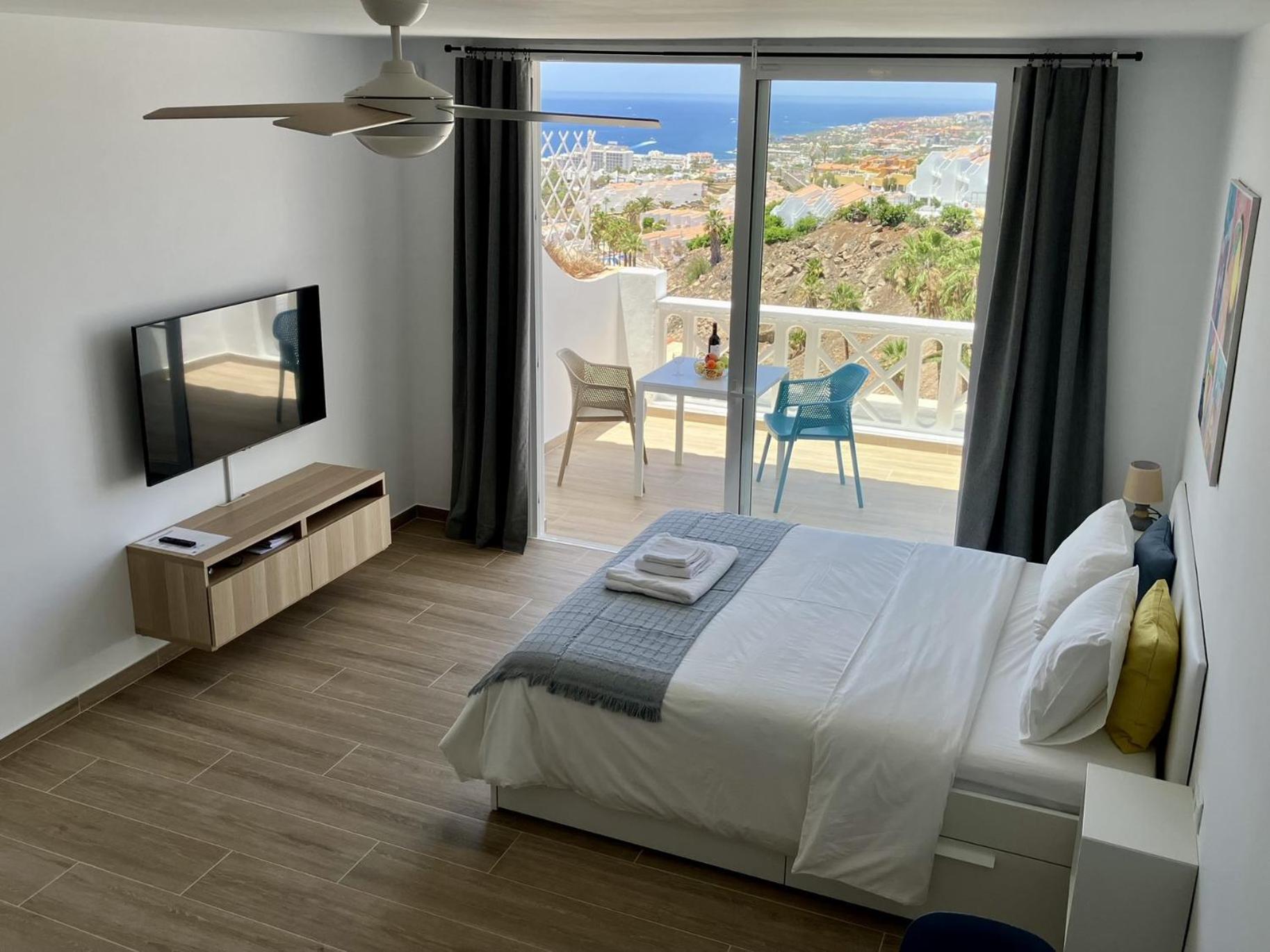 Costa Adeje - Modern Apartment With Terrace Views Of Ocean & Sunset Exteriér fotografie